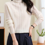 Cashmere Mid neck long sleeved shirt